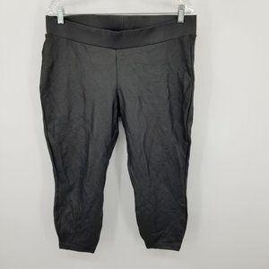 Torrid Faux Leather Women's Cropped Capri Legging Pants Size 1X